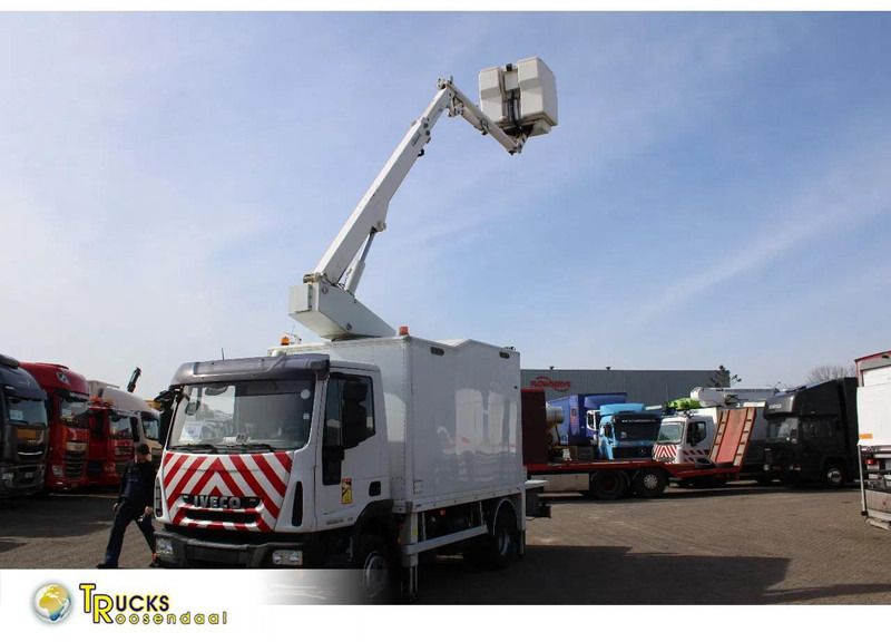 Iveco Eurocargo 120EL18 + COMET 14 METER + EURO 5 - Camión con plataforma elevadora: foto 1 Iveco Eurocargo 120EL18 + COMET 14 METER + EURO 5 - Camión con plataforma elevadora: foto 1