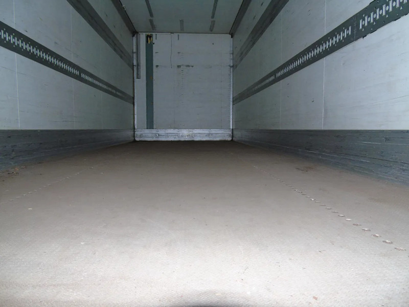 Camión caja cerrada MAN TGA 18.400 + combi + lift + euro 5 + 2.70: foto 14 Camión caja cerrada MAN TGA 18.400 + combi + lift + euro 5 + 2.70: foto 14