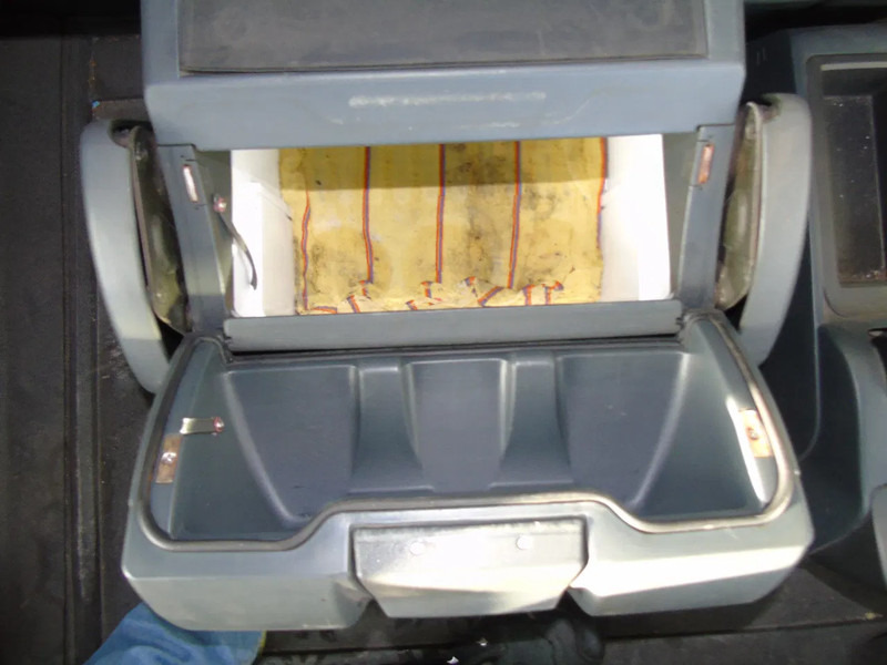 Camión caja cerrada MAN TGA 18.400 + combi + lift + euro 5 + 2.70: foto 10 Camión caja cerrada MAN TGA 18.400 + combi + lift + euro 5 + 2.70: foto 10