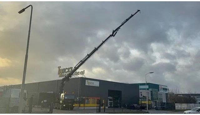 MAN TGA 41.430 + HIAB 800 6x + 5x JIB WINCH + 8X4 + REMOTE - Camión grúa: foto 3 MAN TGA 41.430 + HIAB 800 6x + 5x JIB WINCH + 8X4 + REMOTE - Camión grúa: foto 3