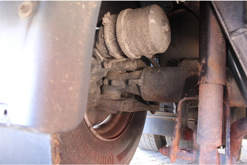 Camión grúa MAN TGS 26.440 + HMF 22T/M + remote + 6x2 steering + EURO 5: foto 12