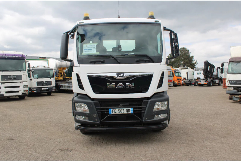 MAN TGS 28.460 + 6X2 + PERFECT CONDITION!! 3 X IN STOCK - Multibasculante camión: foto 5 MAN TGS 28.460 + 6X2 + PERFECT CONDITION!! 3 X IN STOCK - Multibasculante camión: foto 5
