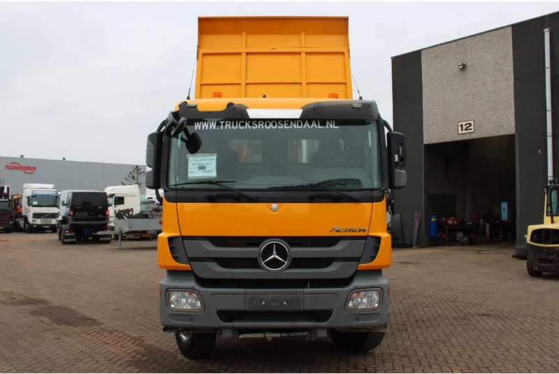 Mercedes-Benz Actros 3241 8x4 + SPRING SPRING BLATT + EURO 5 - Volquete camión: foto 3 Mercedes-Benz Actros 3241 8x4 + SPRING SPRING BLATT + EURO 5 - Volquete camión: foto 3