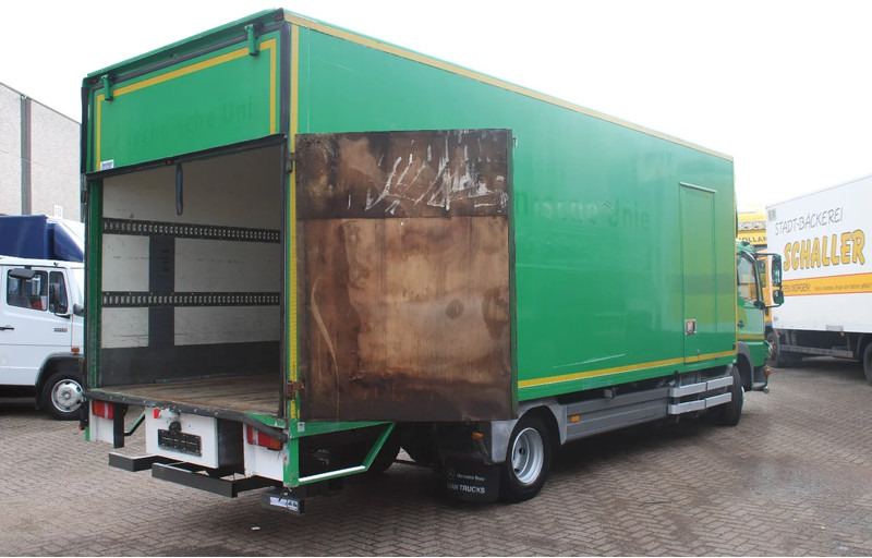 Mercedes-Benz Atego 1018 + EURO 5 - Camión caja cerrada: foto 5 Mercedes-Benz Atego 1018 + EURO 5 - Camión caja cerrada: foto 5