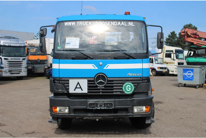 Mercedes-Benz Atego 1823 ATLAS 10.50 - Camión grúa: foto 2 Mercedes-Benz Atego 1823 ATLAS 10.50 - Camión grúa: foto 2