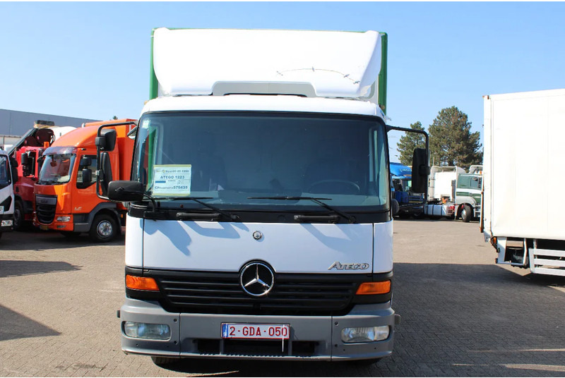 Mercedes-Benz Atego reserved 1223 + euro 2 + lift + MANUAL - Camión caja cerrada: foto 5 Mercedes-Benz Atego reserved 1223 + euro 2 + lift + MANUAL - Camión caja cerrada: foto 5