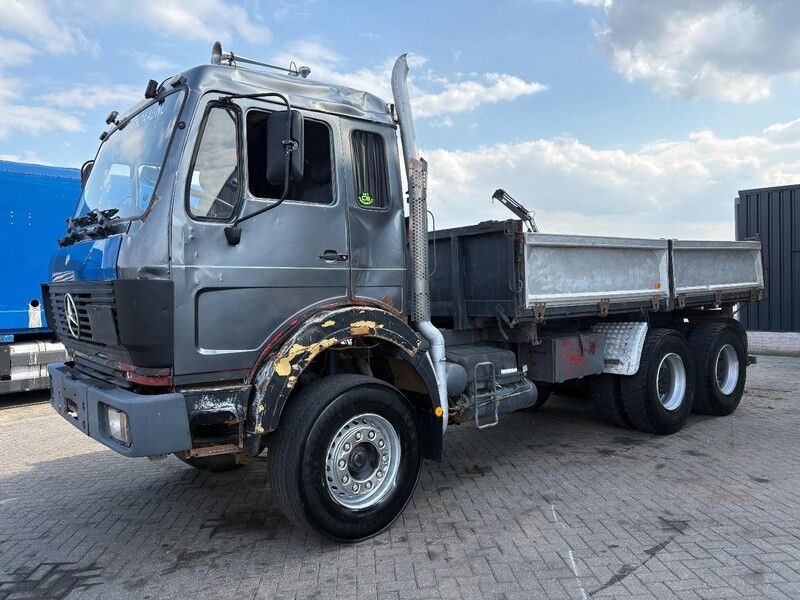 Mercedes-Benz SK 2228 + 3 SIDE TIPPER - Volquete camión: foto 3 Mercedes-Benz SK 2228 + 3 SIDE TIPPER - Volquete camión: foto 3