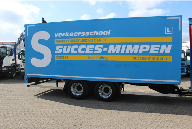 Pacton 2X AXLE + NICE TRAILER - Caja cerrada remolque: foto 3 Pacton 2X AXLE + NICE TRAILER - Caja cerrada remolque: foto 3