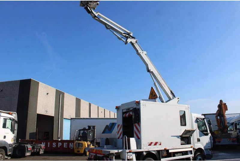 Renault Midlum 220 + 14METER + EURO 5 - Camión con plataforma elevadora: foto 4 Renault Midlum 220 + 14METER + EURO 5 - Camión con plataforma elevadora: foto 4