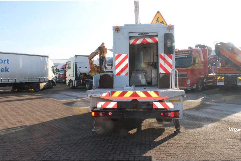 Renault Midlum 220 + 14METER + EURO 5 - Camión con plataforma elevadora: foto 5 Renault Midlum 220 + 14METER + EURO 5 - Camión con plataforma elevadora: foto 5