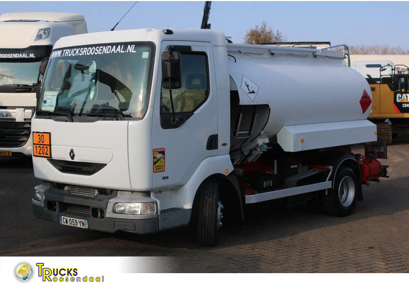 Renault Midlum 250 + 2 COMP + 6180liter + euro 2 + manual - Cisterna camión: foto 1 Renault Midlum 250 + 2 COMP + 6180liter + euro 2 + manual - Cisterna camión: foto 1