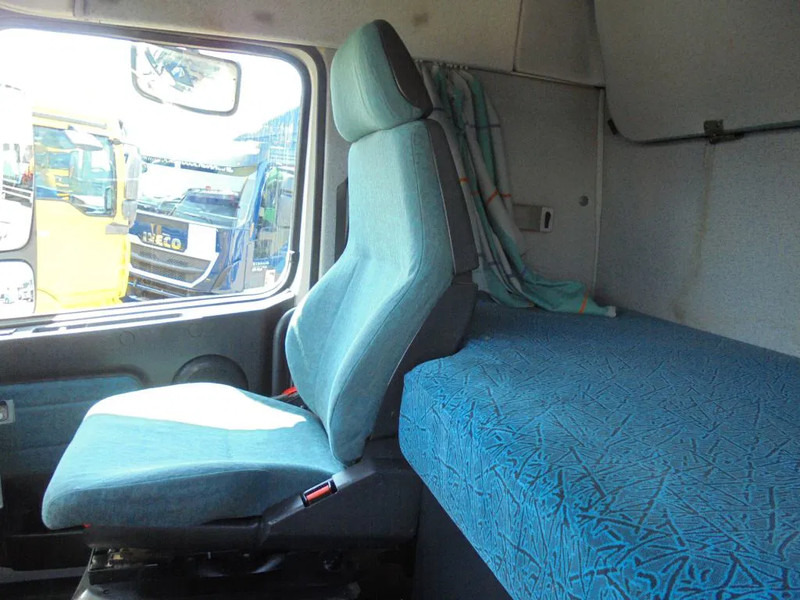 Chasis camión Volvo FH 12.420 + Euro 2 + 6x2 + Manual: foto 11