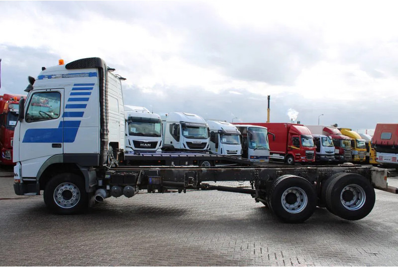 Chasis camión Volvo FH 12.420 + Euro 2 + 6x2 + Manual: foto 10