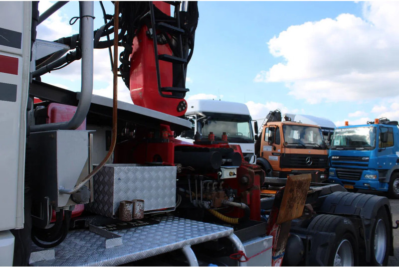 Camión grúa Volvo FH 16.540 + 6x4 EURO 5 + palfinger epsilon 30t/m + MANUAL: foto 9