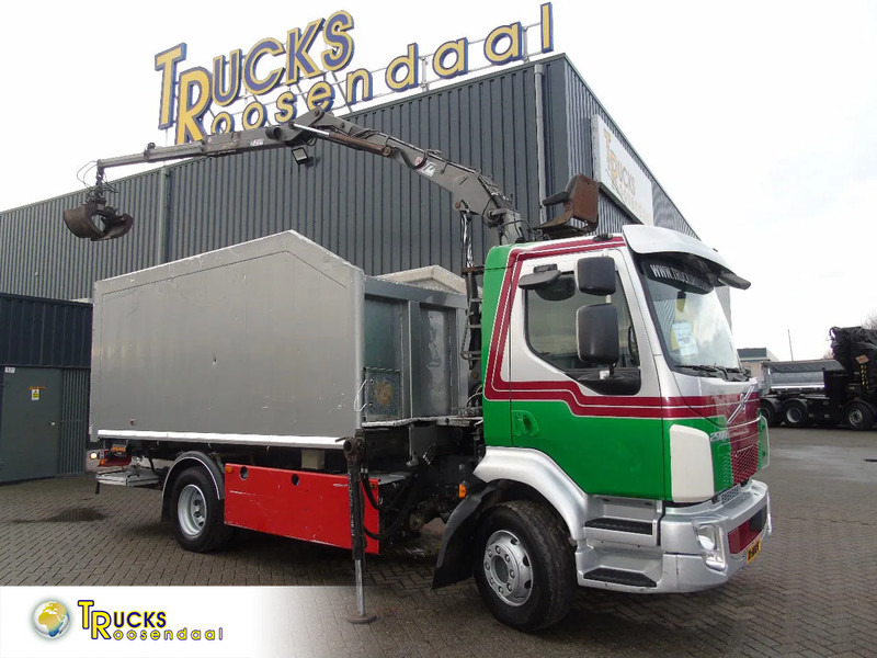 Volvo FL 16.220 + PENZ CRANE + TIPPER + DHOLLANDIA LOADLIFT - Volquete camión, Camión grúa: foto 1 Volvo FL 16.220 + PENZ CRANE + TIPPER + DHOLLANDIA LOADLIFT - Volquete camión, Camión grúa: foto 1