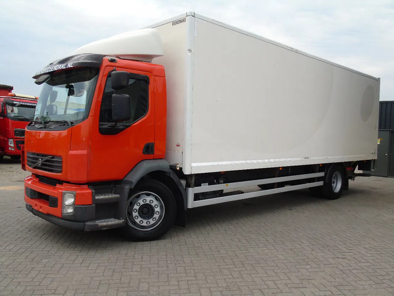 Volvo FL 260 + 18T + LIFT - Camión caja cerrada: foto 2 Volvo FL 260 + 18T + LIFT - Camión caja cerrada: foto 2