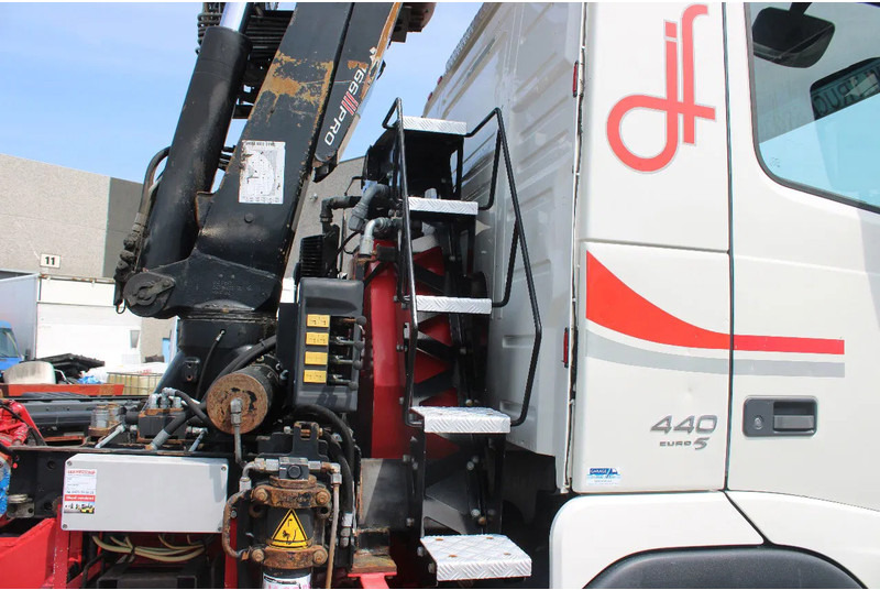 Camión con equipo de cable, Camión grúa Volvo FM 12.440 +6X4+ HIAB 166E3 PRO + EURO 5 + MANUAL: foto 12