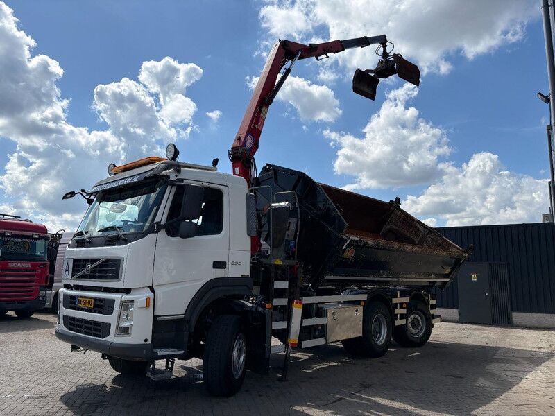 Volvo FM 330 EEV + 6x4 front traction + HMF 1244 + EURO 5 + 3 SIDE TIPPER + euro 5 - Volquete camión, Camión grúa: foto 3 Volvo FM 330 EEV + 6x4 front traction + HMF 1244 + EURO 5 + 3 SIDE TIPPER + euro 5 - Volquete camión, Camión grúa: foto 3