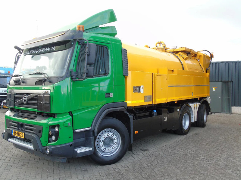 Volvo FMX 420 + 15.000L + HIGH PRESSURE PUMP + URACA + 6X4 + EURO 5 - Limpieza de alcantarillado: foto 2 Volvo FMX 420 + 15.000L + HIGH PRESSURE PUMP + URACA + 6X4 + EURO 5 - Limpieza de alcantarillado: foto 2