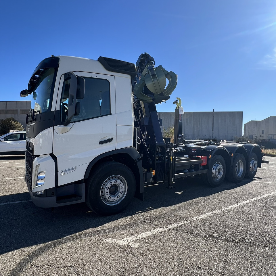 CAMIÓN VOLVO FM - Camión grúa: foto 1 CAMIÓN VOLVO FM - Camión grúa: foto 1