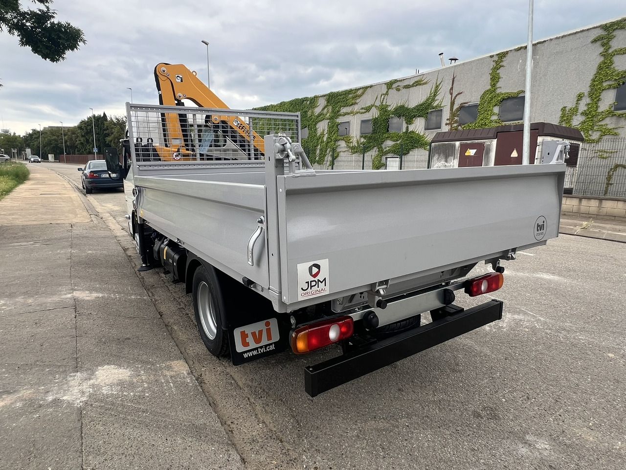 FUSO 35 2S - Camión grúa: foto 5 FUSO 35 2S - Camión grúa: foto 5