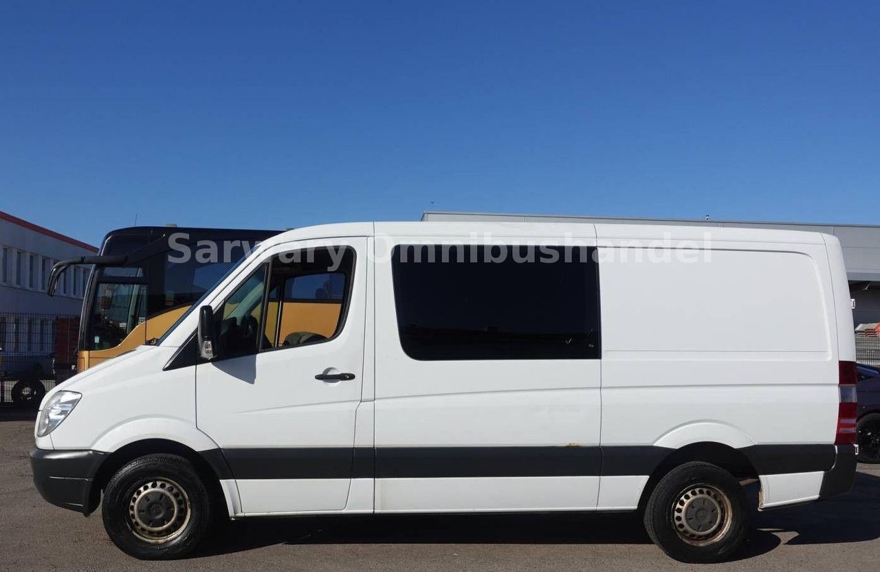 Mercedes-Benz 213 CDI Kasten *5-Sitze*210*211*214*216 - Furgoneta de pasajeros: foto 5 Mercedes-Benz 213 CDI Kasten *5-Sitze*210*211*214*216 - Furgoneta de pasajeros: foto 5