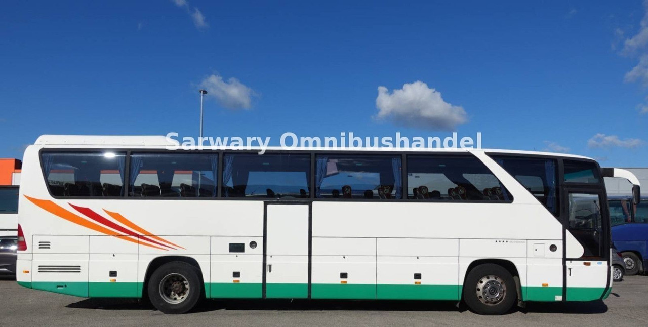 Mercedes-Benz 350 Tourismo 15-RHD *V6*404*Travego*51-Sitze* - Autocar: foto 5 Mercedes-Benz 350 Tourismo 15-RHD *V6*404*Travego*51-Sitze* - Autocar: foto 5