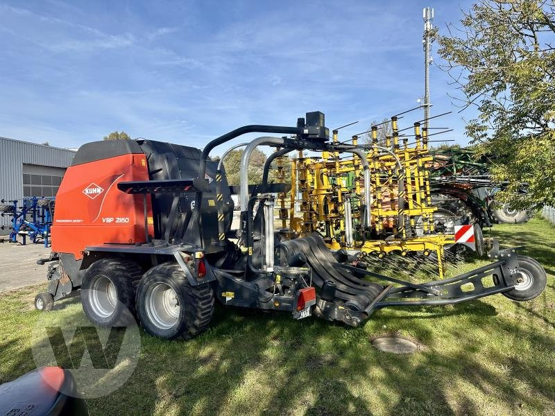 Kuhn VBP 2160 - Rotoempacadora: foto 1 Kuhn VBP 2160 - Rotoempacadora: foto 1