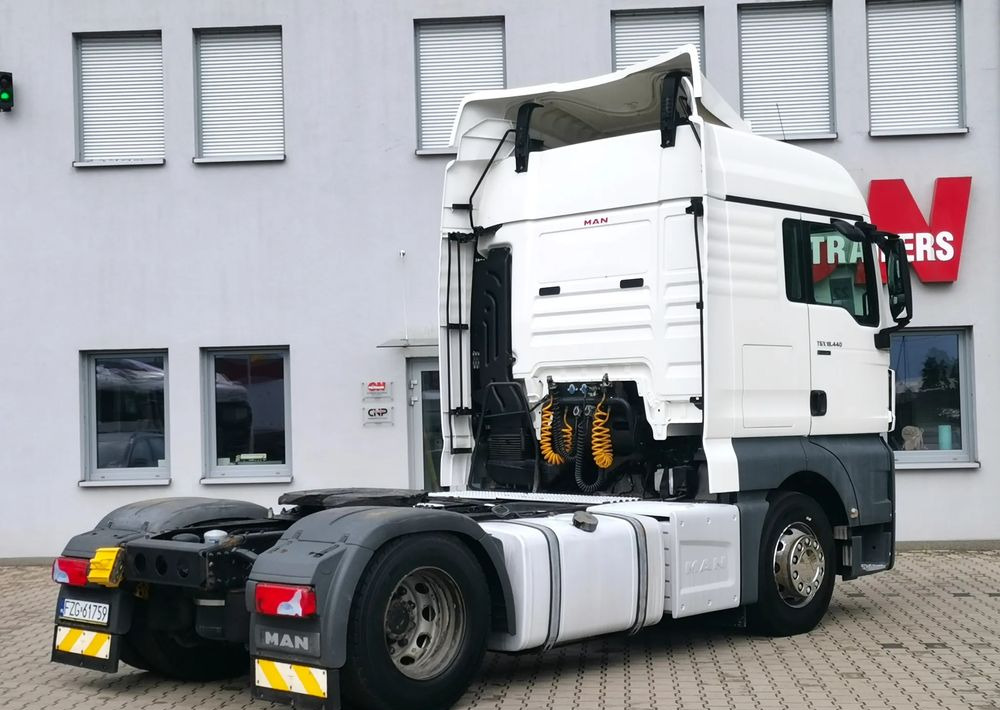MAN TGX 18.440 STANDARD - Cabeza tractora: foto 5 MAN TGX 18.440 STANDARD - Cabeza tractora: foto 5