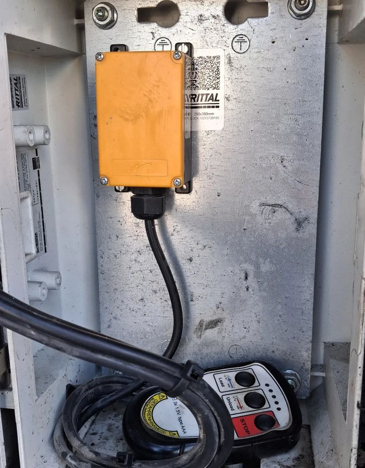 Reisch Ruchoma Podłoga 8mm - Piso movil semirremolque: foto 4 Reisch Ruchoma Podłoga 8mm - Piso movil semirremolque: foto 4