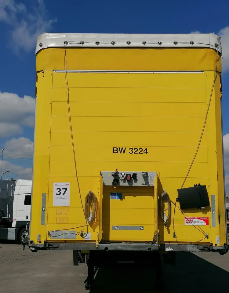Schmitz Cargobull 2 szt. Standard Firanka, możliwy wynajem - Semirremolque lona: foto 2 Schmitz Cargobull 2 szt. Standard Firanka, możliwy wynajem - Semirremolque lona: foto 2