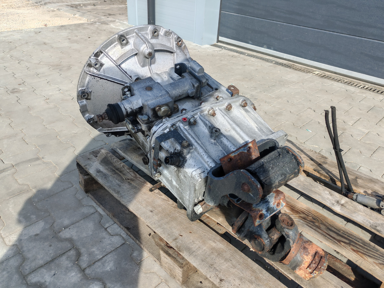 RENAULT MIDLUM / EATON FS 4106B H / COMPLETE GEARBOX - Caja de cambios: foto 3 RENAULT MIDLUM / EATON FS 4106B H / COMPLETE GEARBOX - Caja de cambios: foto 3