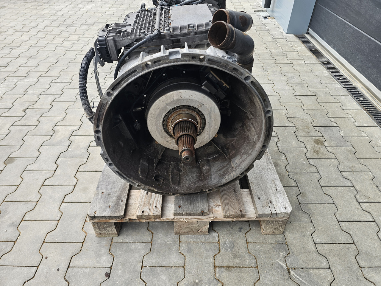 VOLVO FH FM FMX / SPO2812 / RETARDER / CRAWLER / COMPLETE GEARBOX - Caja de cambios: foto 5 VOLVO FH FM FMX / SPO2812 / RETARDER / CRAWLER / COMPLETE GEARBOX - Caja de cambios: foto 5