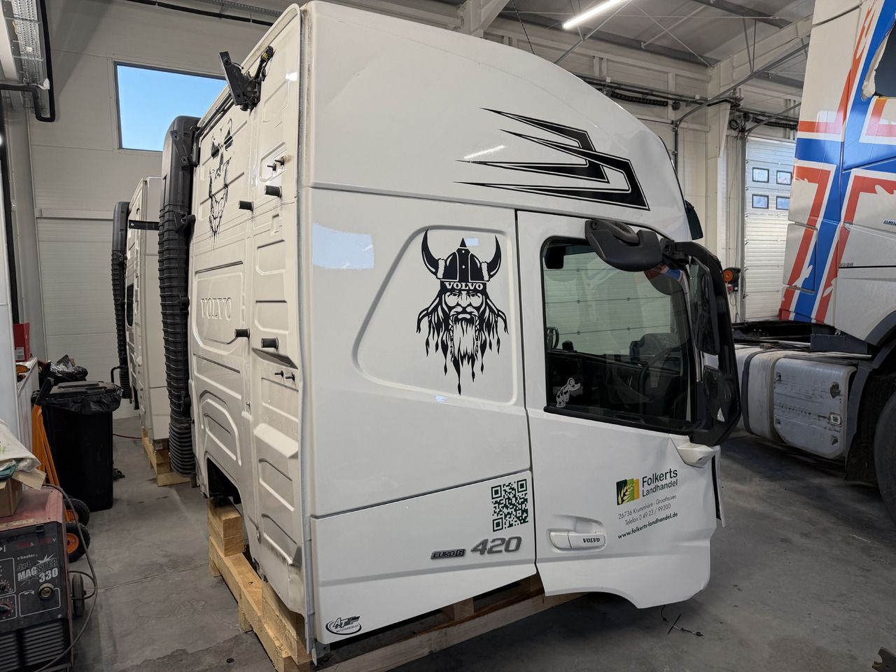 VOLVO FM5 2021 / EURO 6 / GLOBETROTTER / COMPLETE - Cabina: foto 4 VOLVO FM5 2021 / EURO 6 / GLOBETROTTER / COMPLETE - Cabina: foto 4