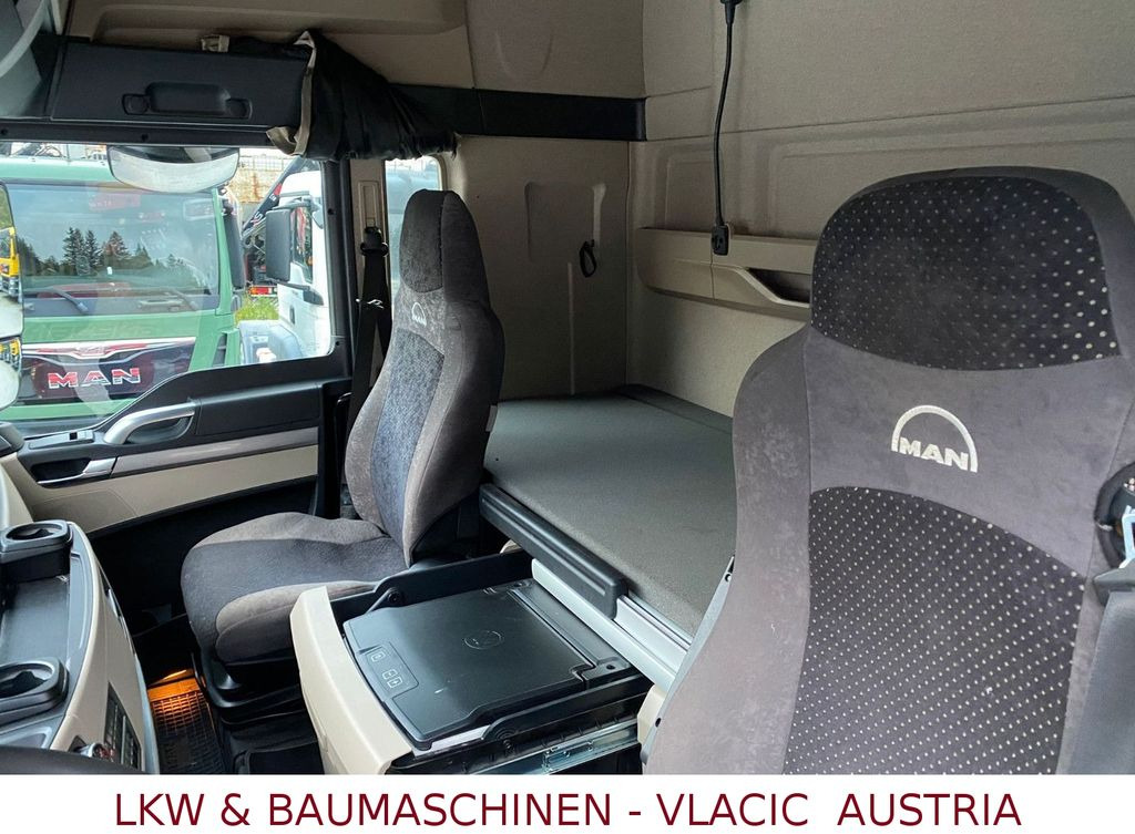 MAN TGX 18.470 XLX mit Kipphydraulik - Cabeza tractora: foto 4 MAN TGX 18.470 XLX mit Kipphydraulik - Cabeza tractora: foto 4