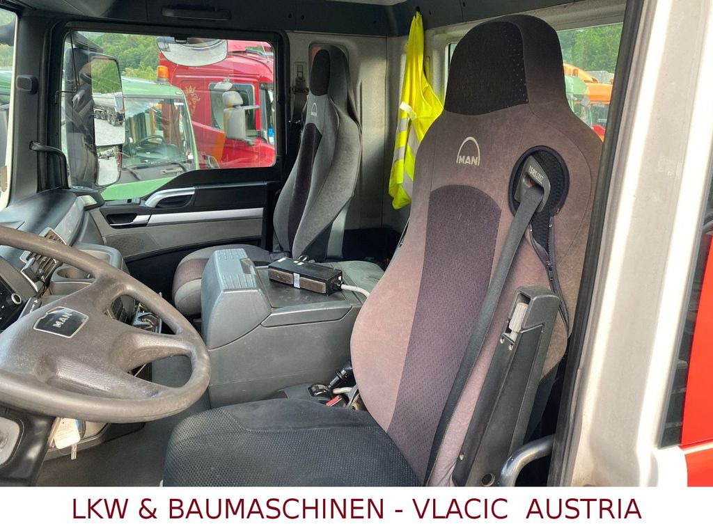 MAN TGS 33.440 (6x4) EEV Abrollkipper MAN TGS 33.440 (6x4) EEV Abrollkipper - Multibasculante camión: foto 4 MAN TGS 33.440 (6x4) EEV Abrollkipper MAN TGS 33.440 (6x4) EEV Abrollkipper - Multibasculante camión: foto 4