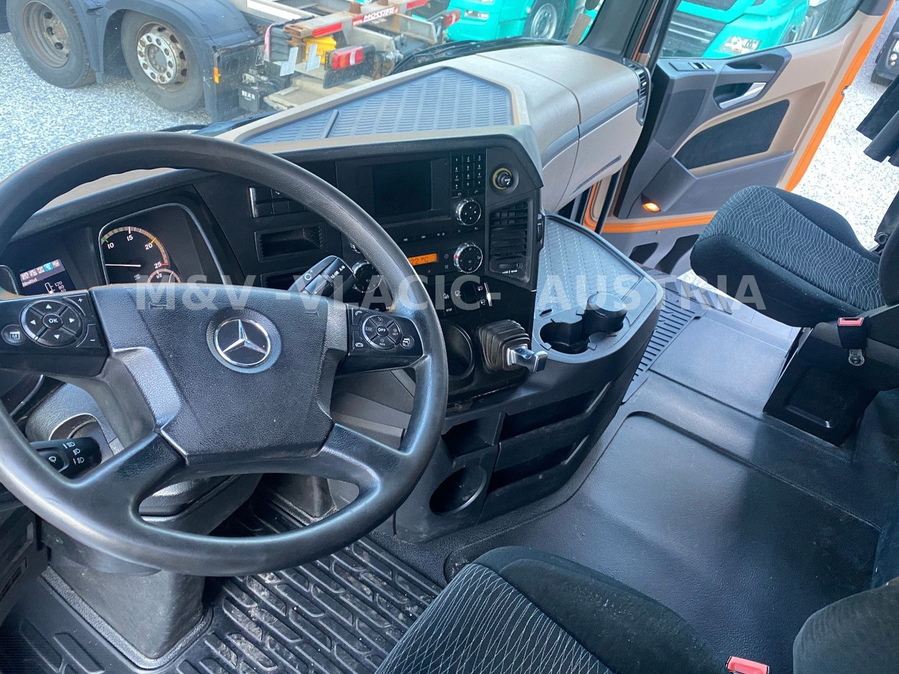 Mercedes-Benz 2542 - Portacontenedore/ Intercambiable camión: foto 4 Mercedes-Benz 2542 - Portacontenedore/ Intercambiable camión: foto 4