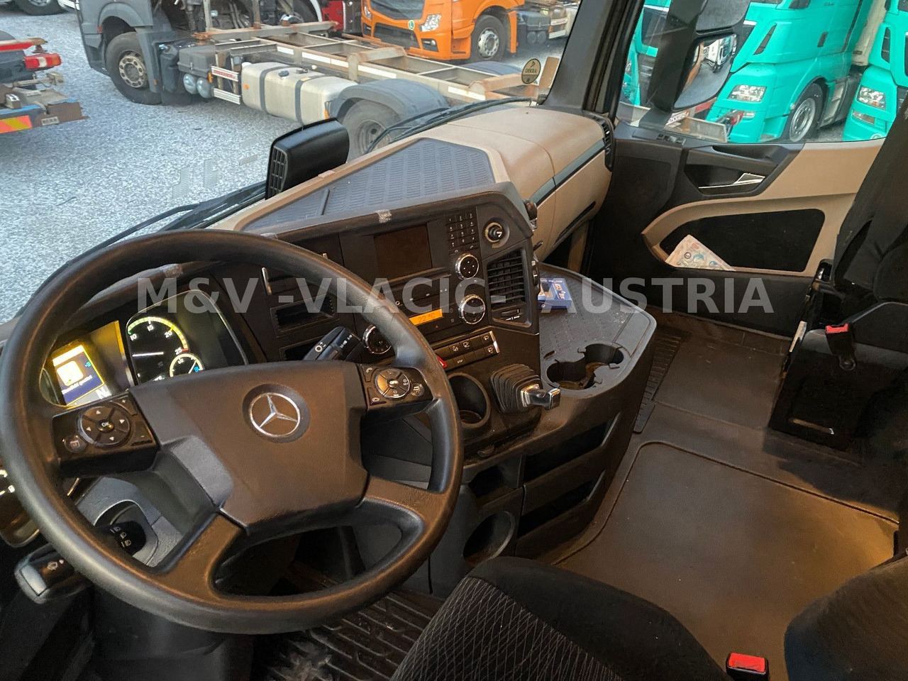 Mercedes-Benz 2542 - Portacontenedore/ Intercambiable camión: foto 4 Mercedes-Benz 2542 - Portacontenedore/ Intercambiable camión: foto 4