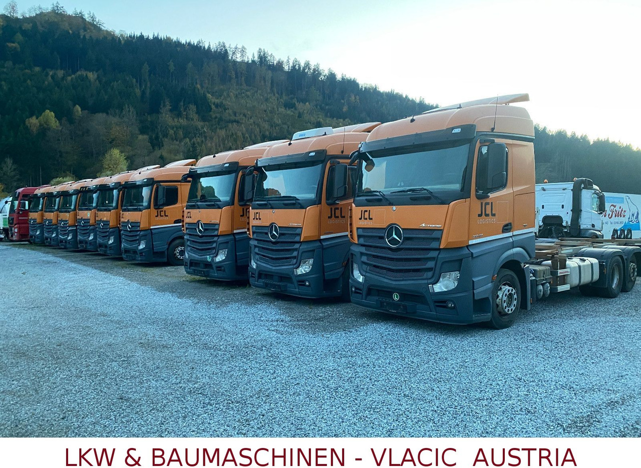 Mercedes-Benz 2542 - Portacontenedore/ Intercambiable camión: foto 1 Mercedes-Benz 2542 - Portacontenedore/ Intercambiable camión: foto 1