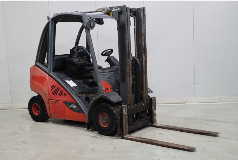 Linde H25D-02 - Carretilla elevadora diésel: foto 1 Linde H25D-02 - Carretilla elevadora diésel: foto 1