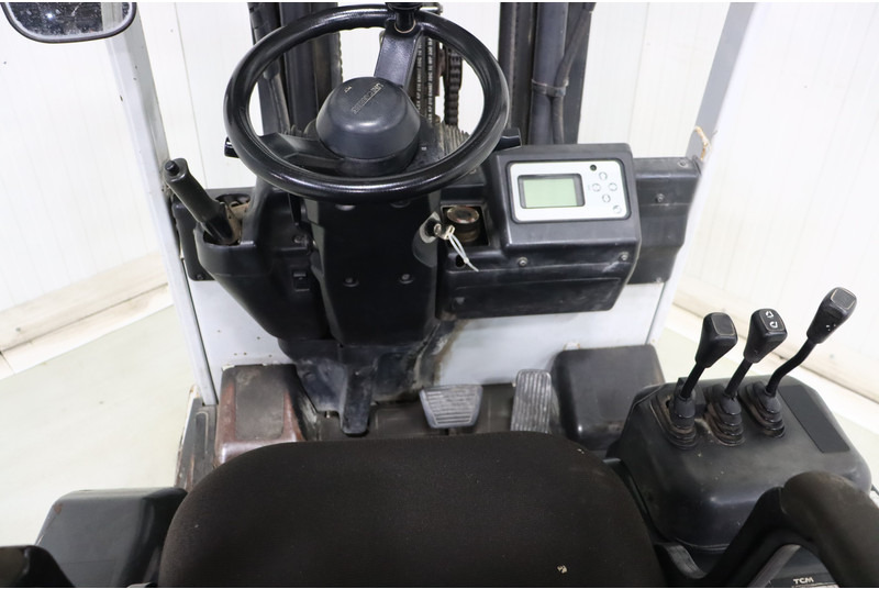 TCM FB20-E1 - Carretilla elevadora eléctrica: foto 2 TCM FB20-E1 - Carretilla elevadora eléctrica: foto 2