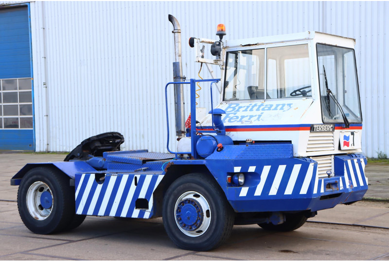 Terberg TRT89 - Tractor industrial: foto 1 Terberg TRT89 - Tractor industrial: foto 1