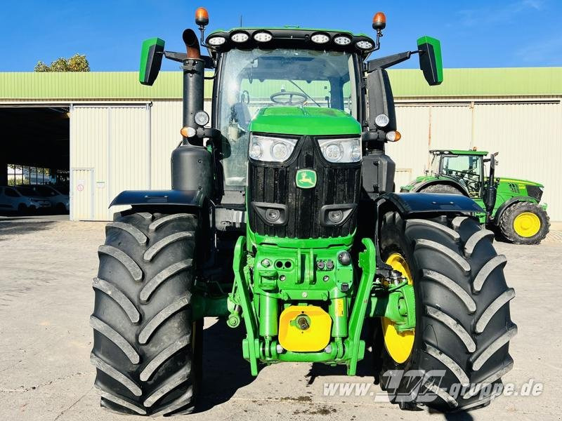 John Deere 6R 250 - Tractor: foto 3 John Deere 6R 250 - Tractor: foto 3