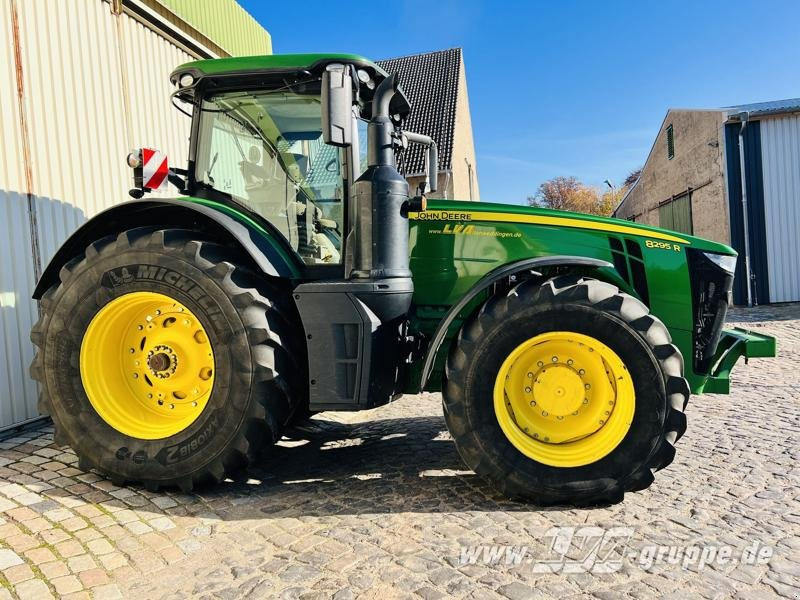 John Deere 8295R e23 PowerShift - Tractor: foto 4 John Deere 8295R e23 PowerShift - Tractor: foto 4