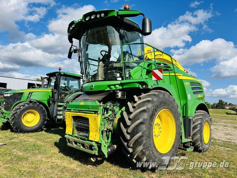John Deere 8300 - Tractor: foto 1 John Deere 8300 - Tractor: foto 1