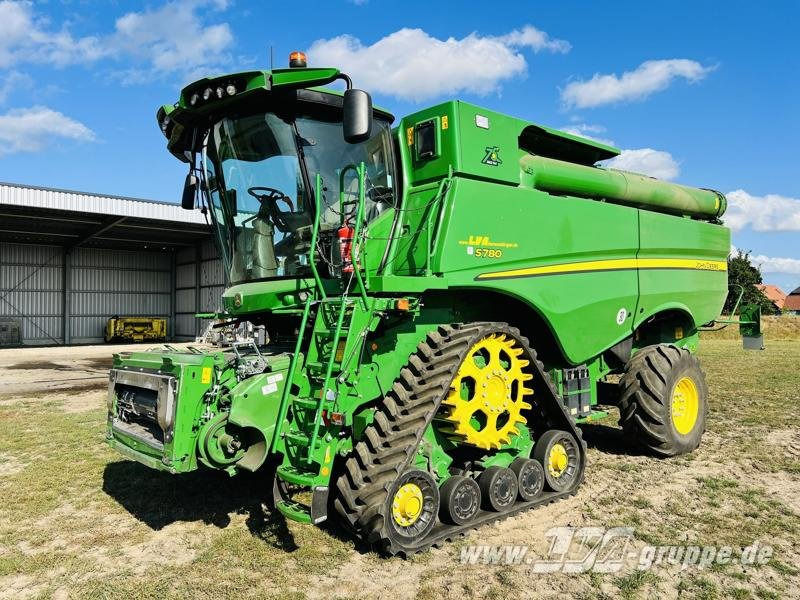 John Deere S780i ProDrive - Cosechadora de granos: foto 1 John Deere S780i ProDrive - Cosechadora de granos: foto 1