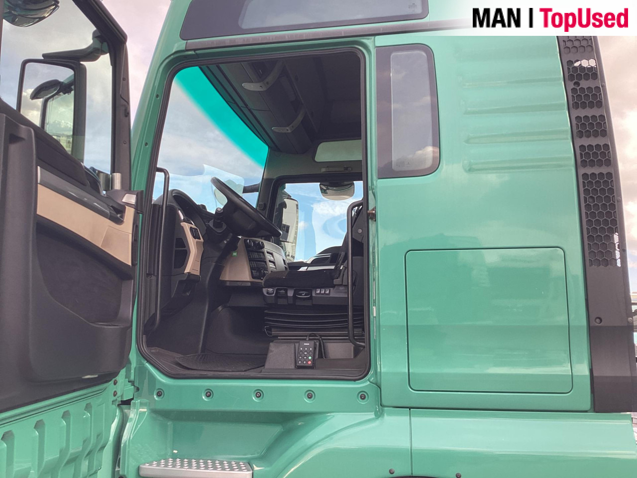 MAN TGX 18.510 4X2 BLS - Cabeza tractora: foto 2 MAN TGX 18.510 4X2 BLS - Cabeza tractora: foto 2