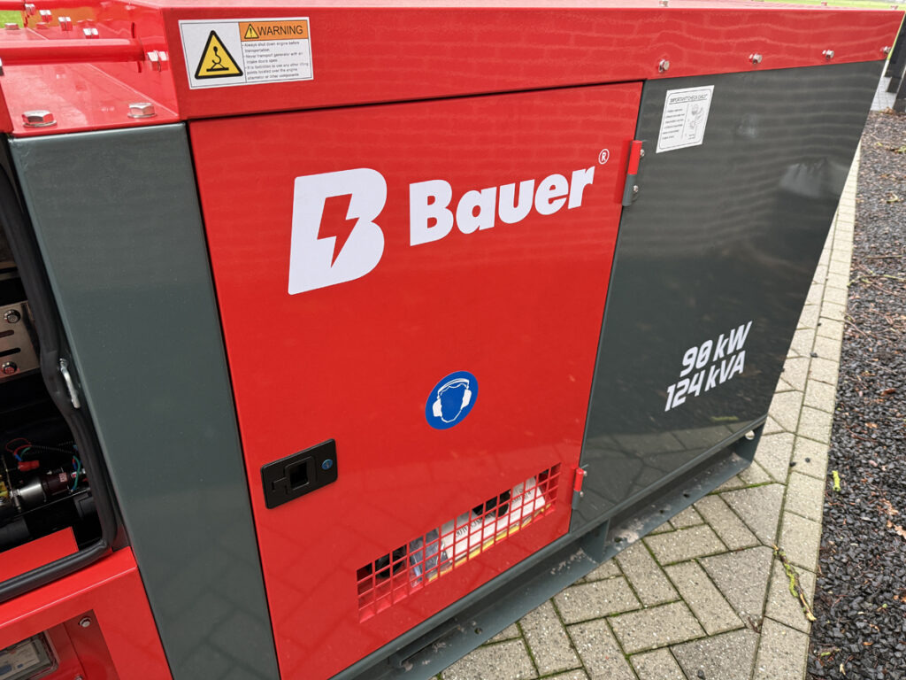 BAUER 124 KVA - Generador industriale: foto 4 BAUER 124 KVA - Generador industriale: foto 4