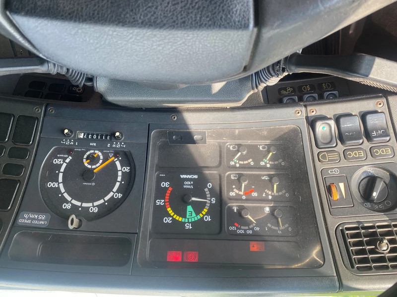 Leasing financiero de Scania T143-500 V8 | 4x2 | 4350 mm WHEELBASE | TOP CONDITION !!! leasing Scania T143-500 V8 | 4x2 | 4350 mm WHEELBASE | TOP CONDITION !!!: foto 16