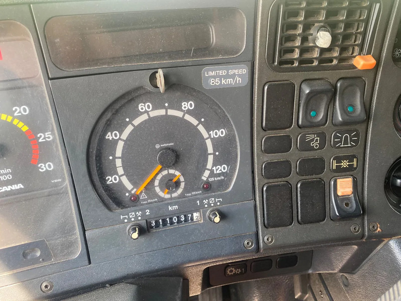 Leasing financiero de Scania T143-500 V8 | 4x2 | 4350 mm WHEELBASE | TOP CONDITION !!! leasing Scania T143-500 V8 | 4x2 | 4350 mm WHEELBASE | TOP CONDITION !!!: foto 7